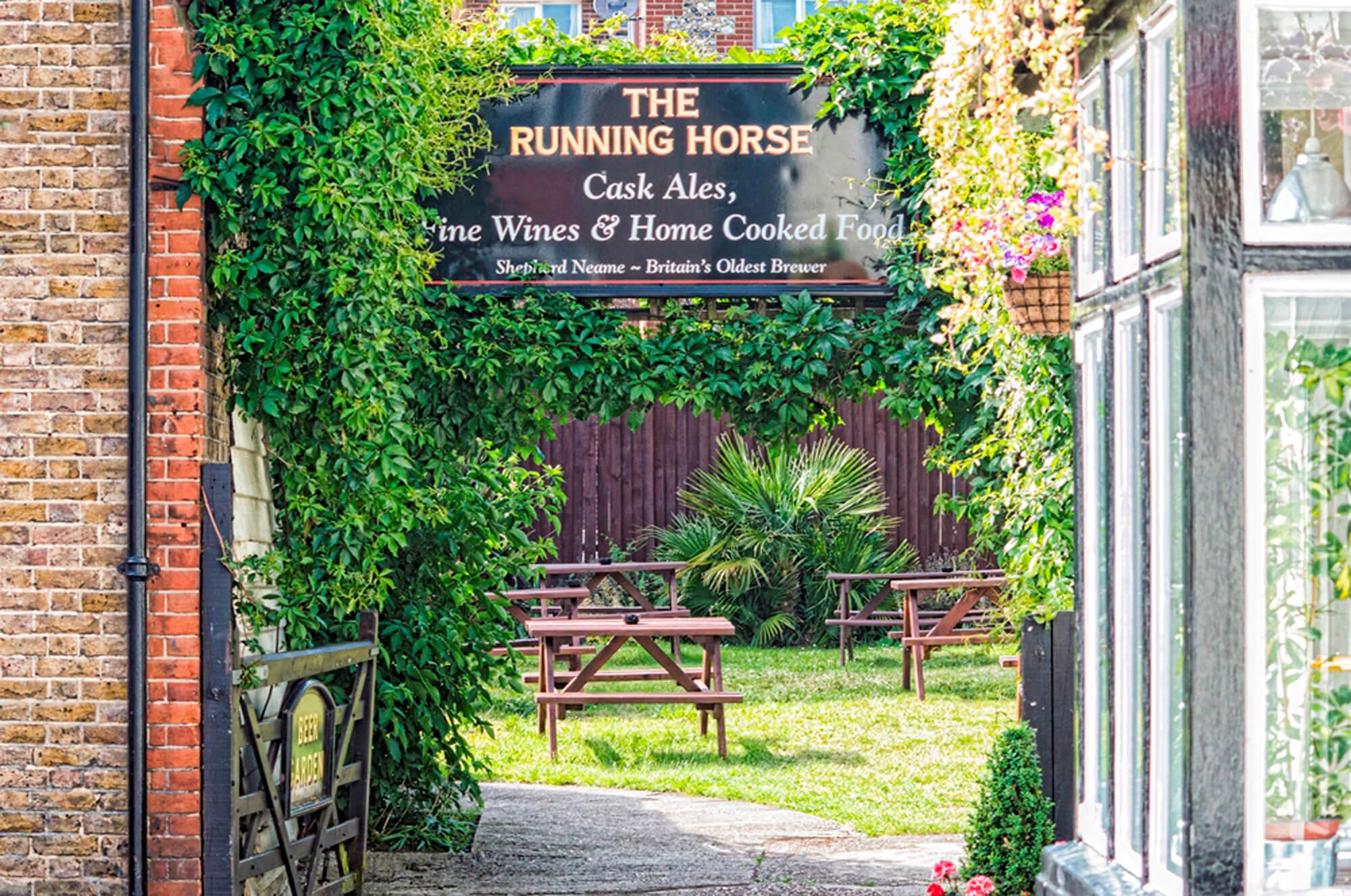 the_running_horse_leatherhead_-_2 (1).jpg